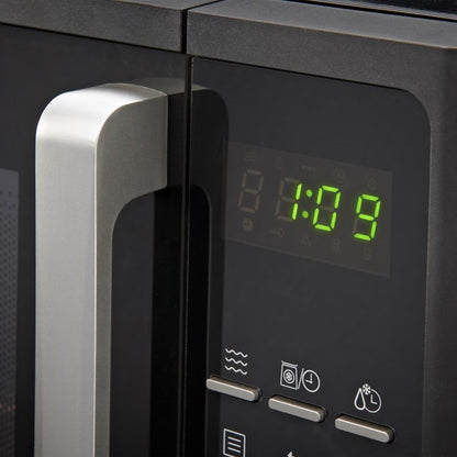 Quest Digital Microwave 23L RRP: £121.00 Quest