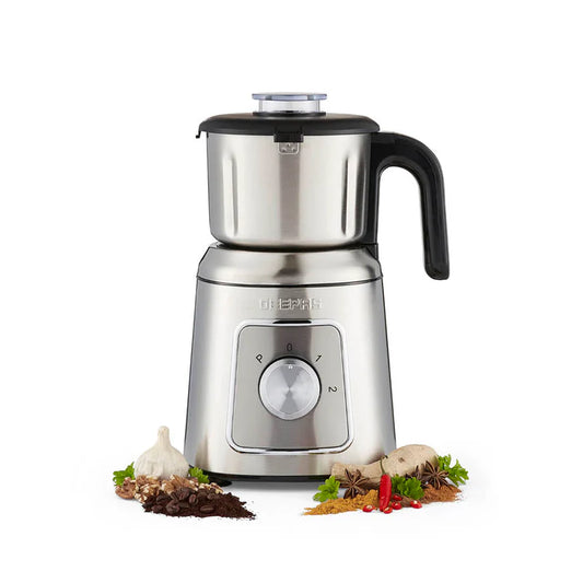 Geepas stainless steel mixer grinder with black handle, 600W for wet and dry grinding.